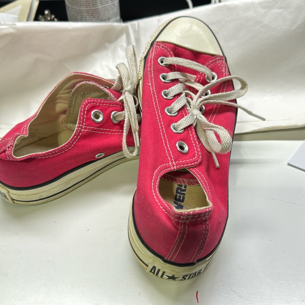 Converse